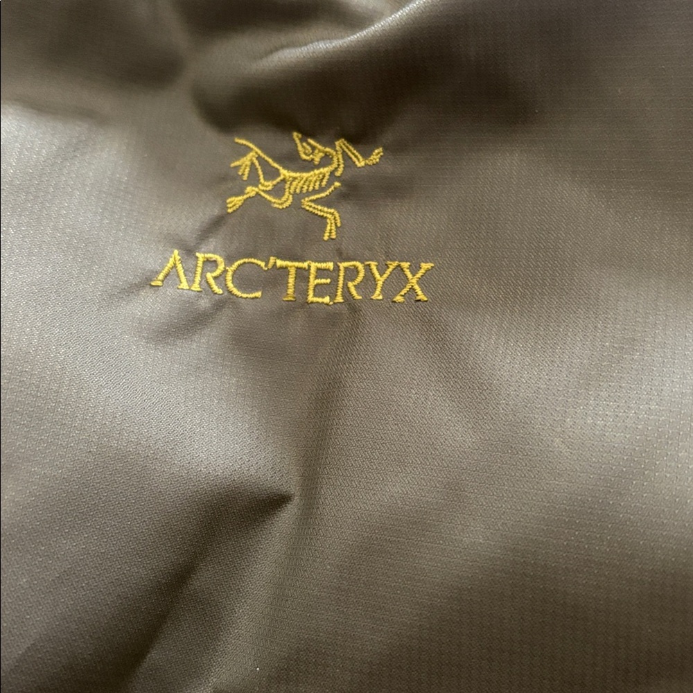 EUC Arcteryx Index 15 backpack - Picture 3 of 5